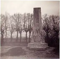 Le monument Pol Lapeyre.