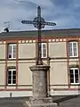 Croix de chemin à Saint-Erme-ville.