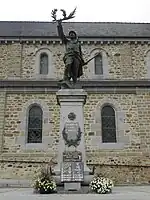 Le Poilu victorieux de Saint-Jean-sur-Couesnon