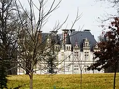 Le château de Fournils.