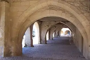 Galerie du côté sud (sept. 2011)44° 33′ 53,2″ N, 0° 13′ 30,4″ O