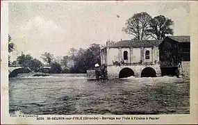 Barrage sur l'Isle à l'Usine à papier.