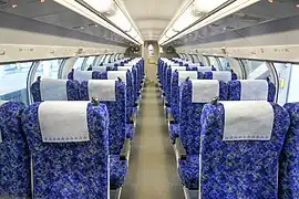 niveau supérieur de la voiture à 2 niveaux