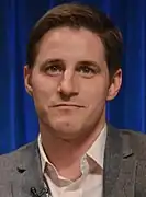 Sam Jaeger interprète Tim