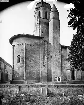 L'église avant son écroulement en 1951