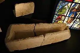 Sarcophage (VIe – VIIIe siècle) du cimetière, musée municipal d'Art et d'Histoire de Colombes,