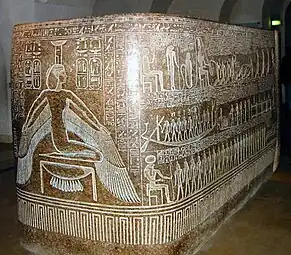 Sarcophage de Ramsès III conservé au Musée du Louvre