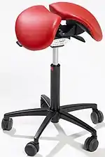 Siège-selle Salli Systems à deux parties.