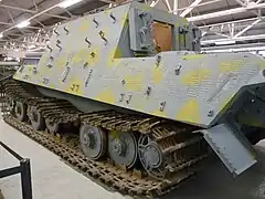 Vue arrière du no 305004 permettant de voir la Zimmerit.