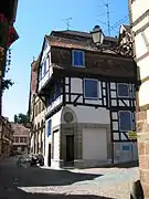 Son pignon à encorbellement