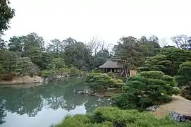 Jardin de style Sukiya : vue sur la villa de Kastura à Kyoto