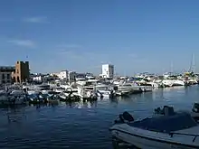 Le port de plaisance.