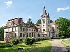 Le château familial de Stomersee