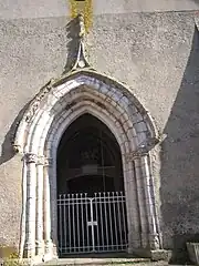 Porche de l'église.