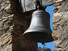 Photographie détaillant la cloche.