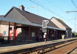 Quai latéral (2009).