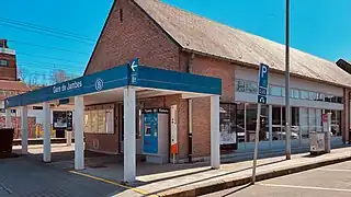 Bâtiment de la gare (2023).