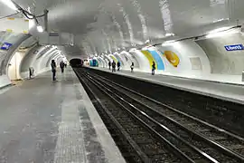Intérieur de la station en juin 2013.