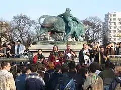Le Torè, traditionnellement défendu par la maréchaussée et célébré par les étudiants.
