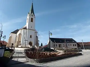 Strání : l'église.