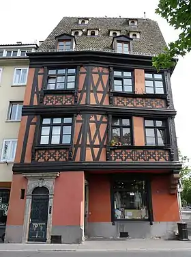 Image illustrative de l’article Maison au 27, quai des Bateliers à Strasbourg