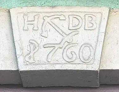 Clé de porte avec ancre, initiales HDB et millésime 1760.