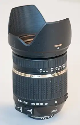 Image illustrative de l’article Tamron AF 18-270mm F/3,5-6,3 Di II VC PZD