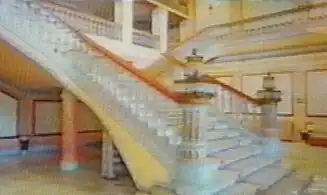 Escalier d'accès a los palcos antes de la reforma acometida entre 2000 y 2007.