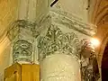 Nef, chapiteaux de l'arc triomphal, côté nord.