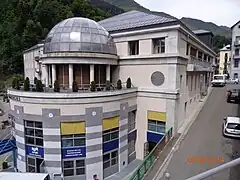 Façade sud des Thermes de Barèges