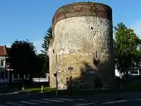 la tour Saint-Fiacre.