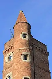 no 2 : détail de la tour et de la tourelle.