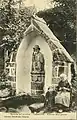 La fontaine de dévotion près de la chapelle Saint-Jacques.