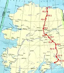 carte de l'Alaska avec le tracé de l'oléoduc en rouge du nord au sud ainsi que l'emplacement des stations de pompage.