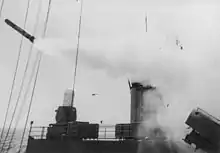 Tir en 1982 depuis le USS New Jersey. Ce cuirassé est le premier navire de surface à pouvoir utiliser ce missile de croisière.