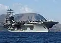 Le porte-avions américain USS Harry S. Truman quitte le port de la baie de Souda en Crète, en Grèce, après une visite de quatre jours.