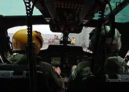 Le cockpit d'un AS 555.