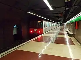 Image illustrative de l’article Palau Reial (métro de Barcelone)