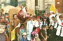 sortie du Védrac ou drac-sanglier pour le carnaval des enfants de l'école F. Buisson