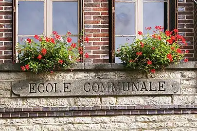 Inscription gravée en façade.