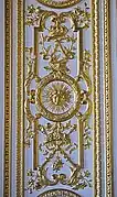 Panneau de boiserie sculpté et doré au monogramme de Louis XIV à Versailles