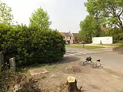 Le puits Vieille Machine no 2 dans son environnement.