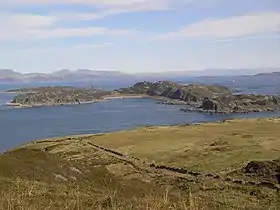 Vue sur Lunga à partir de l'île de Scarba