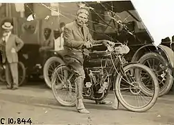 Course de moto d'Indianapolis en 1909