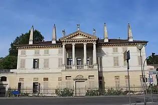 La Villa Foscarini Rossi (it) à Stra.