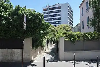 Vue depuis la rue de la Duée.