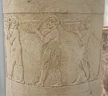 Dessus d'un vase reconstitué blanc.