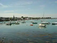 Vue générale du port.