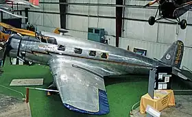 L'unique V-1AD Special, propriété de William Randolph Hearst et désormais préservé au :Virginia Aviation Museum (en).