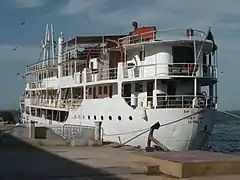 Escale à Saint-Louis.